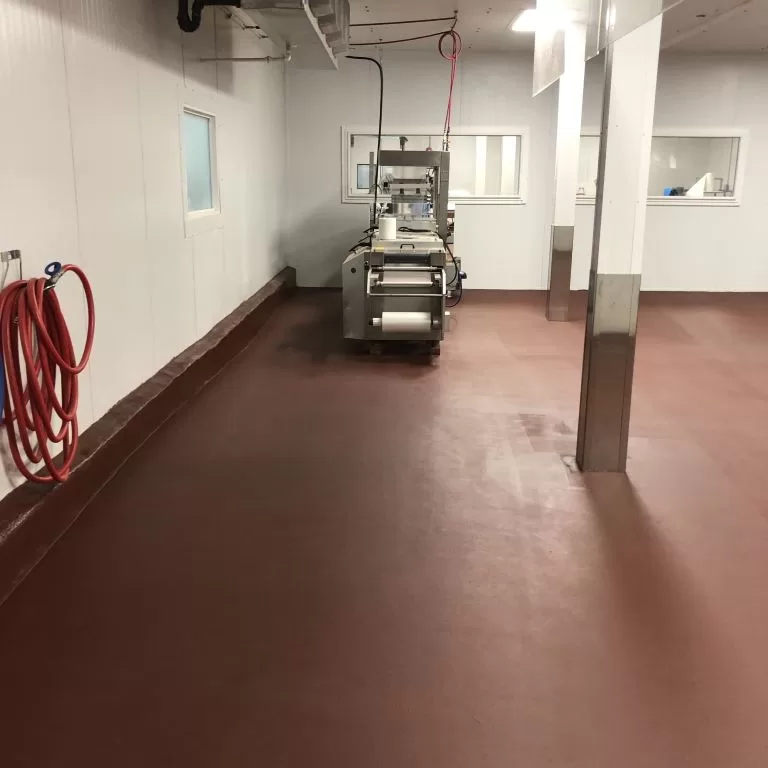 Commercial kitchen flooring with epoxy